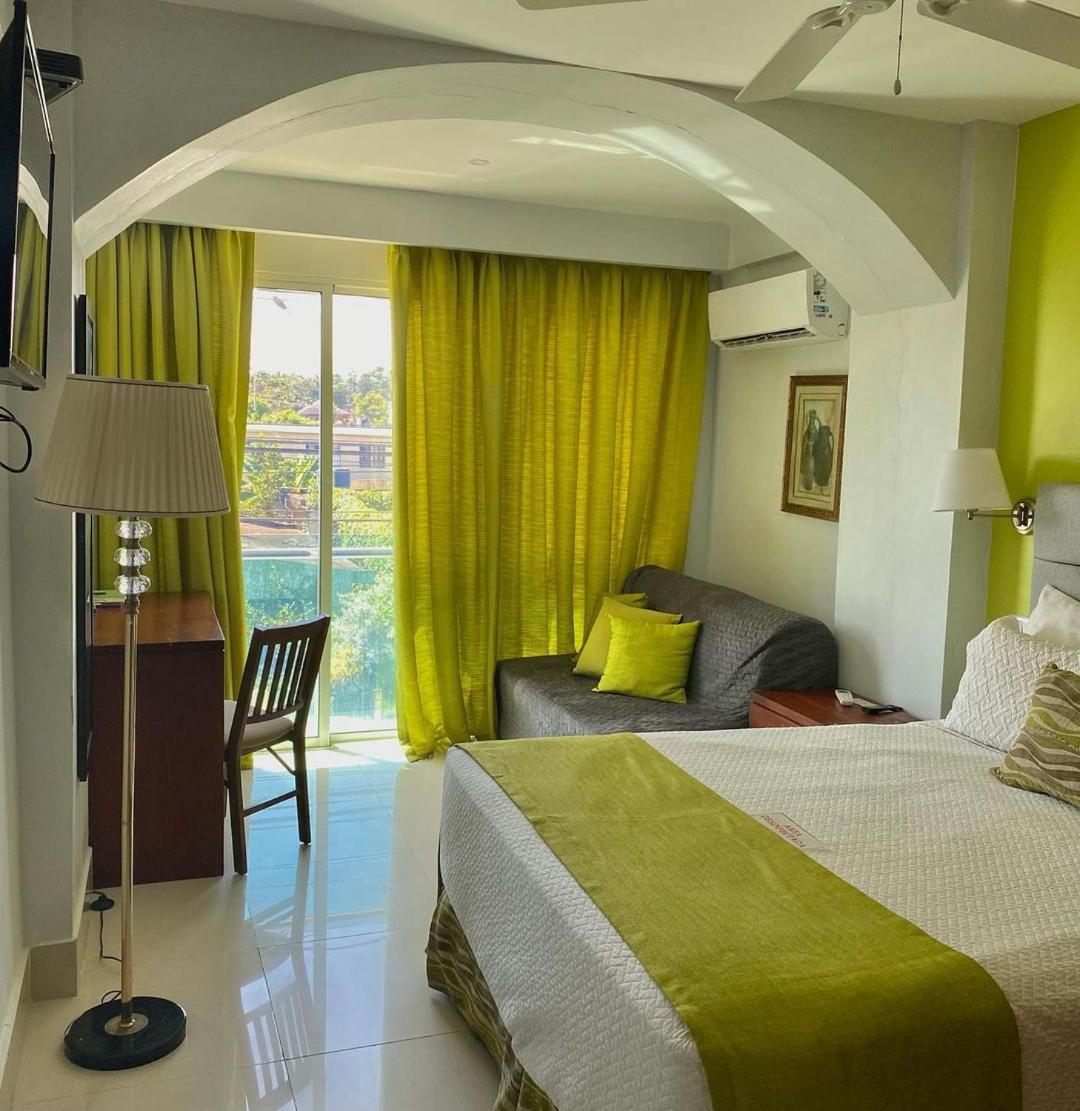 Nilka Hotel Boutique Samana Exterior photo